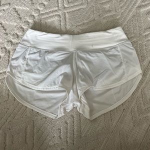 Lululemon Speed Up Shorts 2.5”
